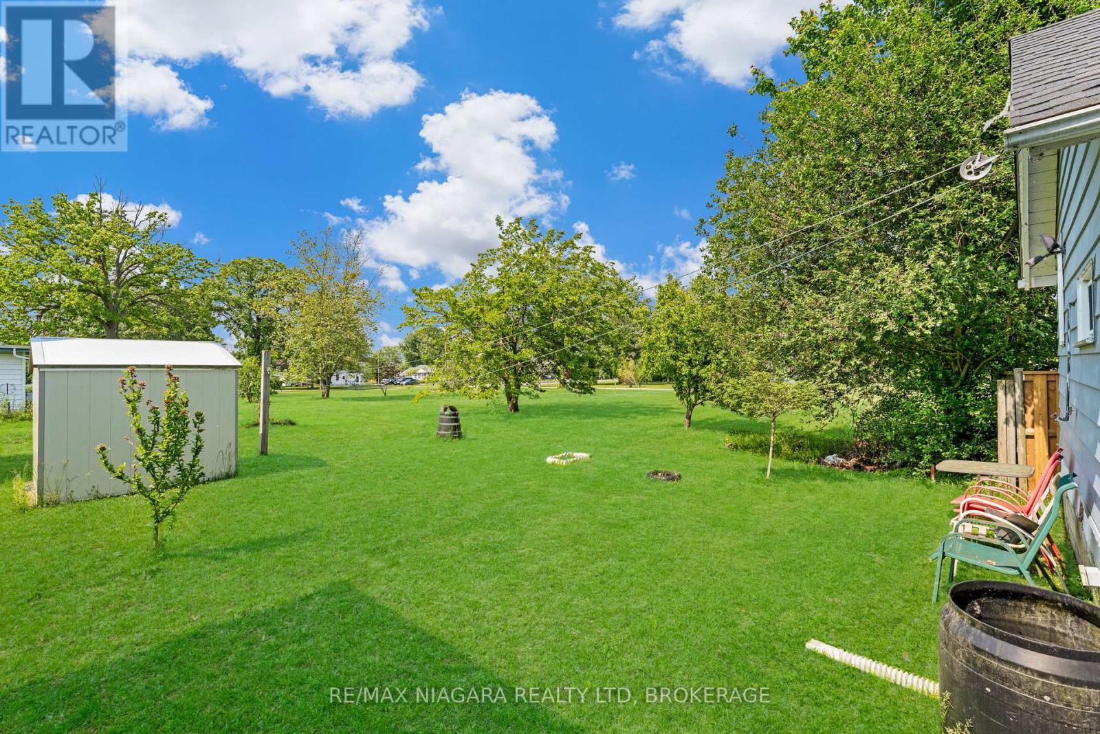 40 LONGTENT AVENUE - 22
