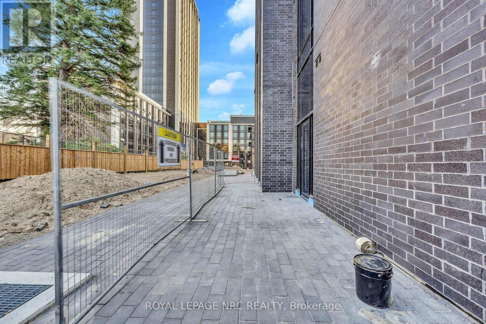 #133 145 COLUMBIA STREET W - Image 20