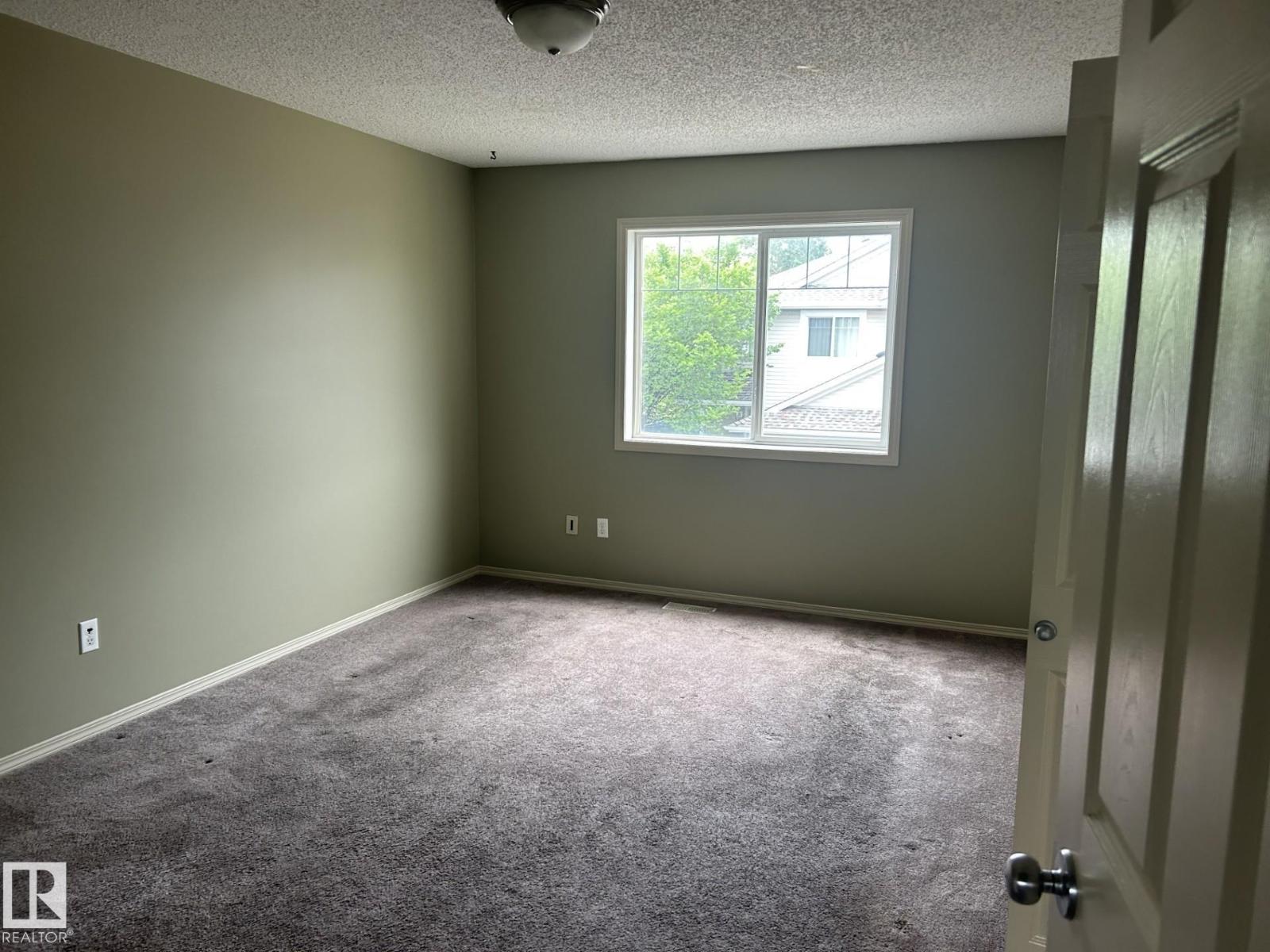 #112 4350 23 ST NW - 10