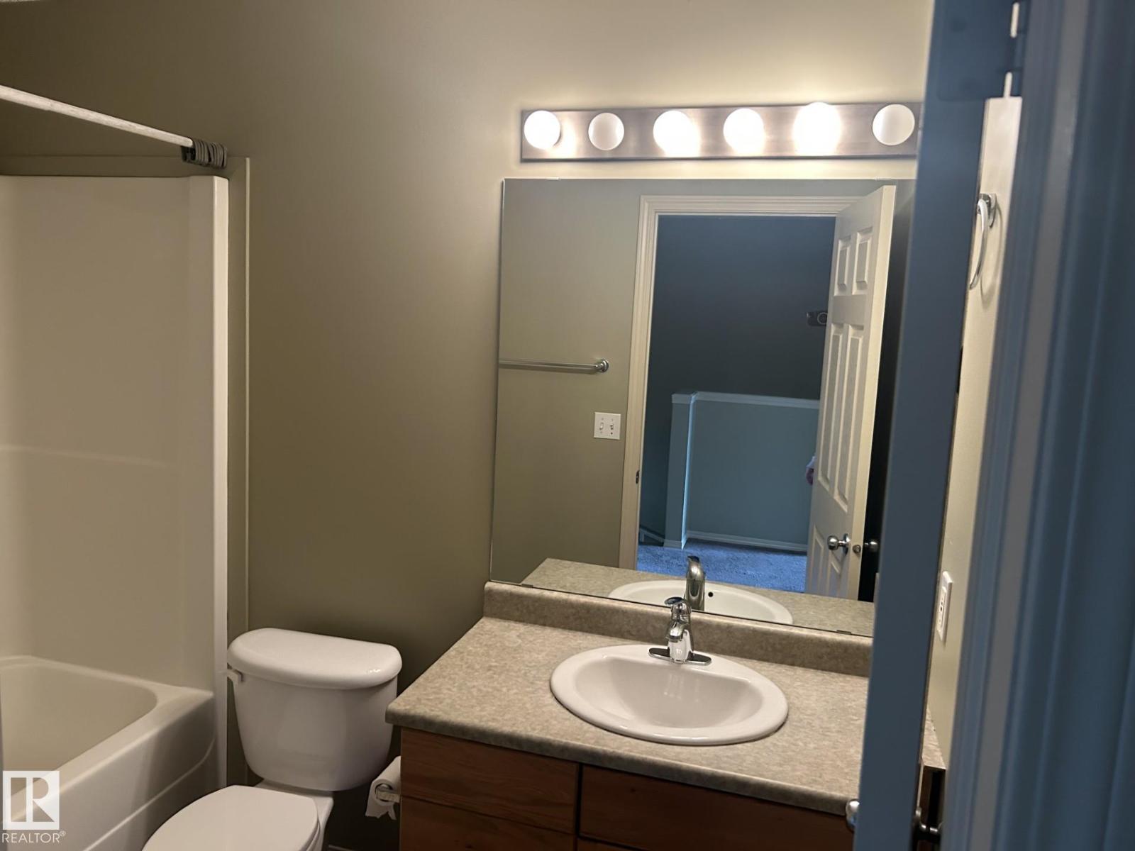 #112 4350 23 ST NW - 15