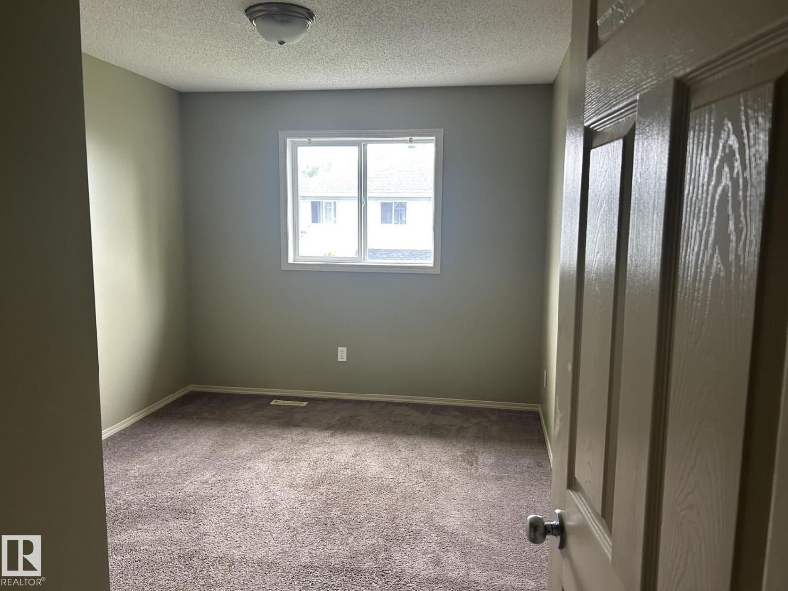 #112 4350 23 ST NW - 14