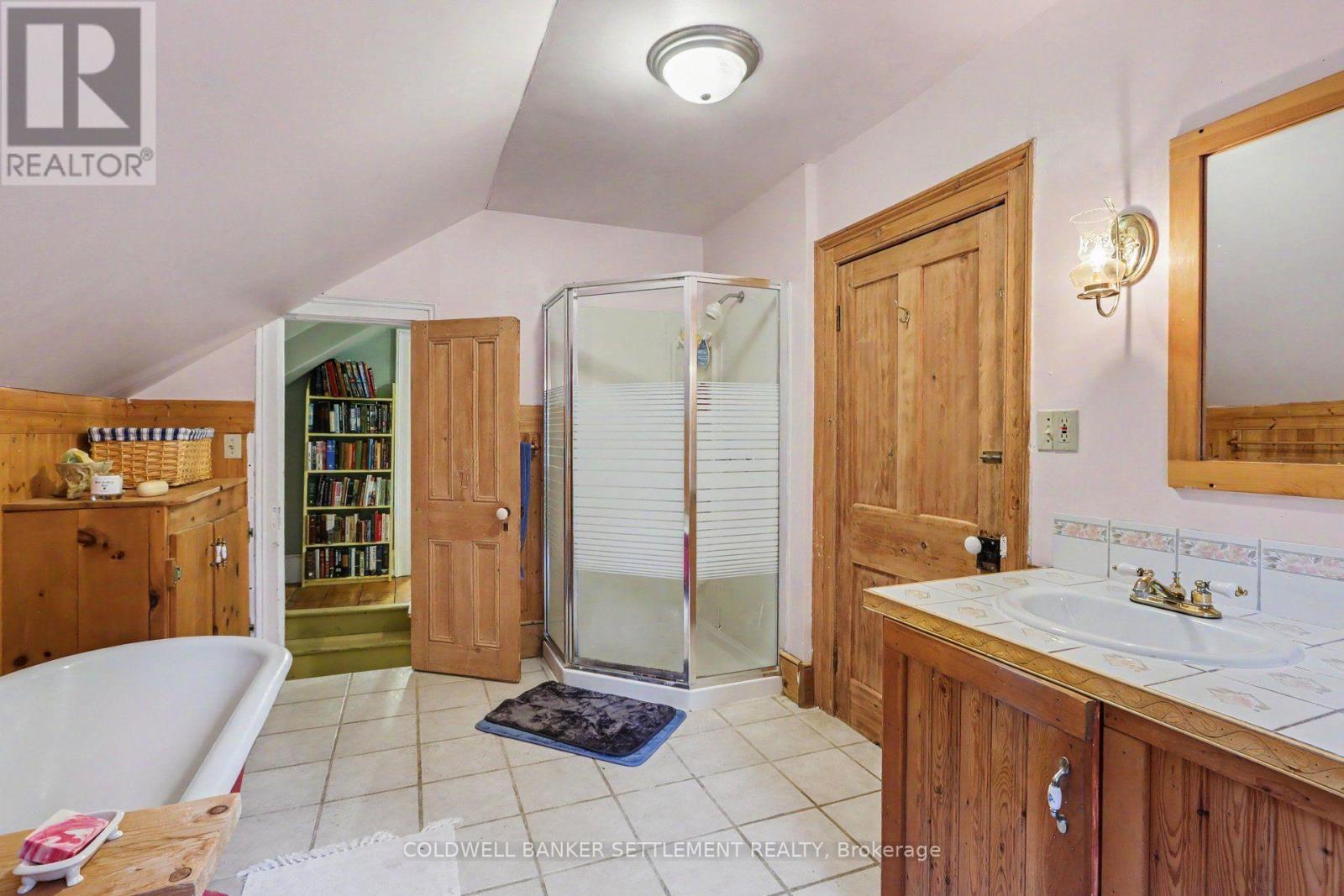 3092 DRUMMOND CON 8A ROAD - 22