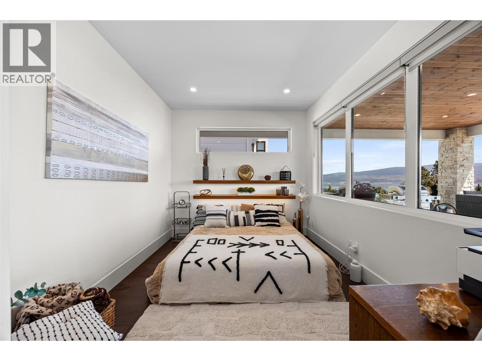 1443 Vineyard Drive - 24