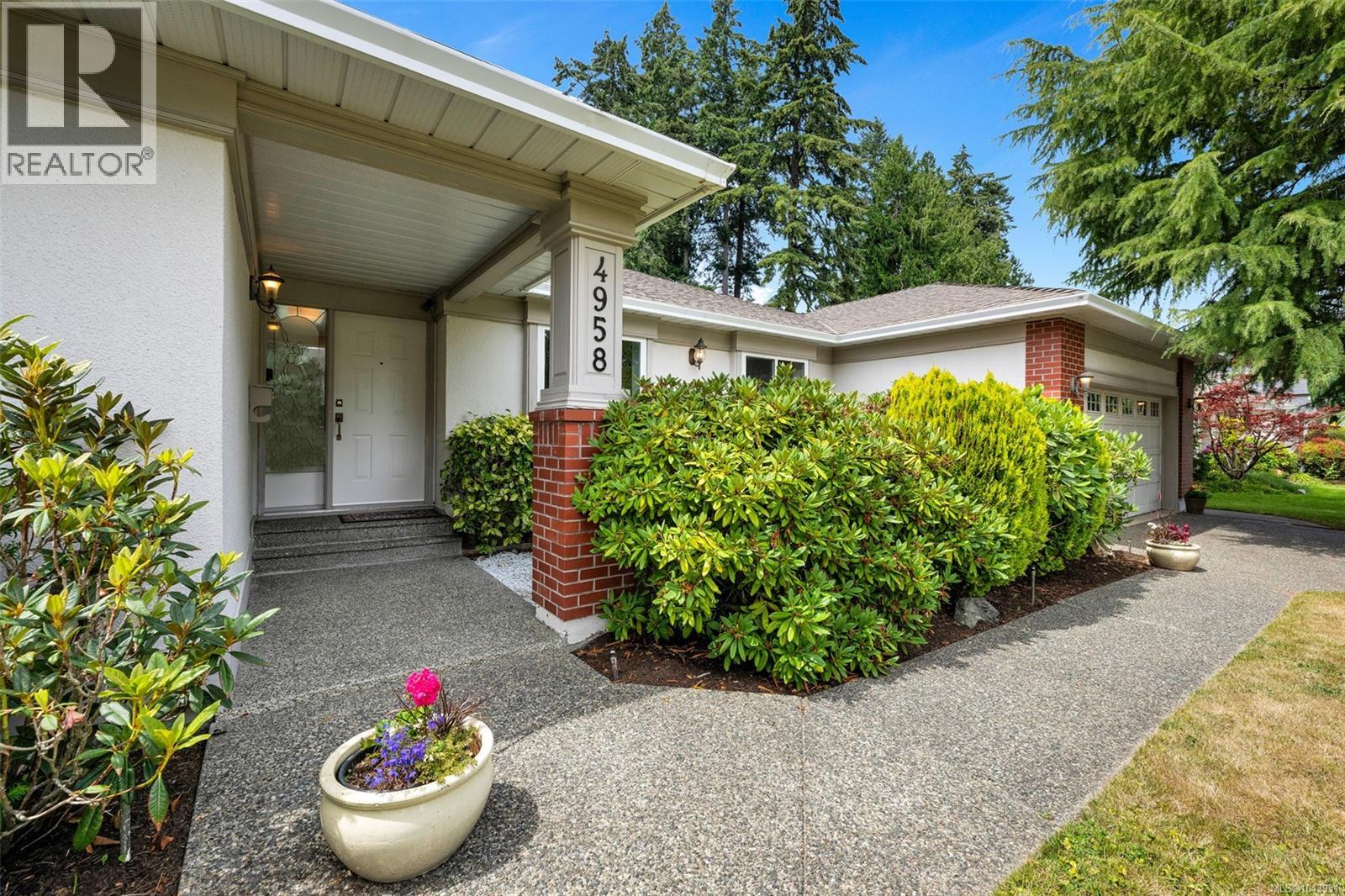 4958 Del Monte Ave - 2