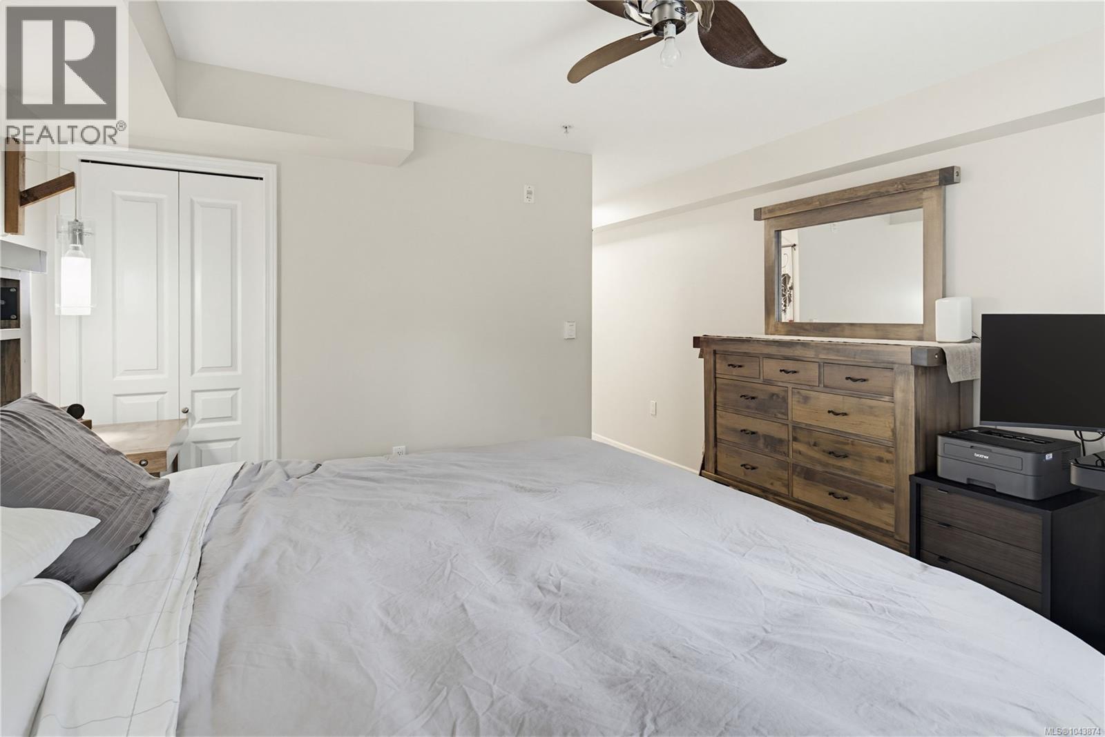 #205 663 Goldstream Ave - 11