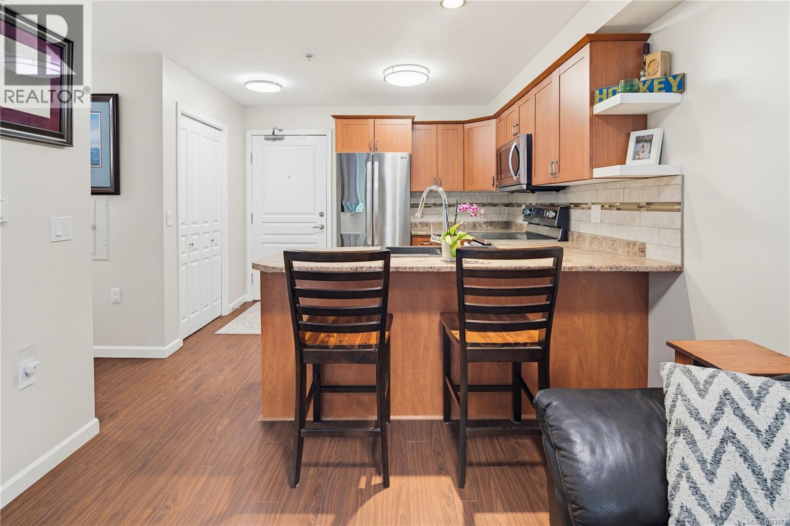 #205 663 Goldstream Ave - 4