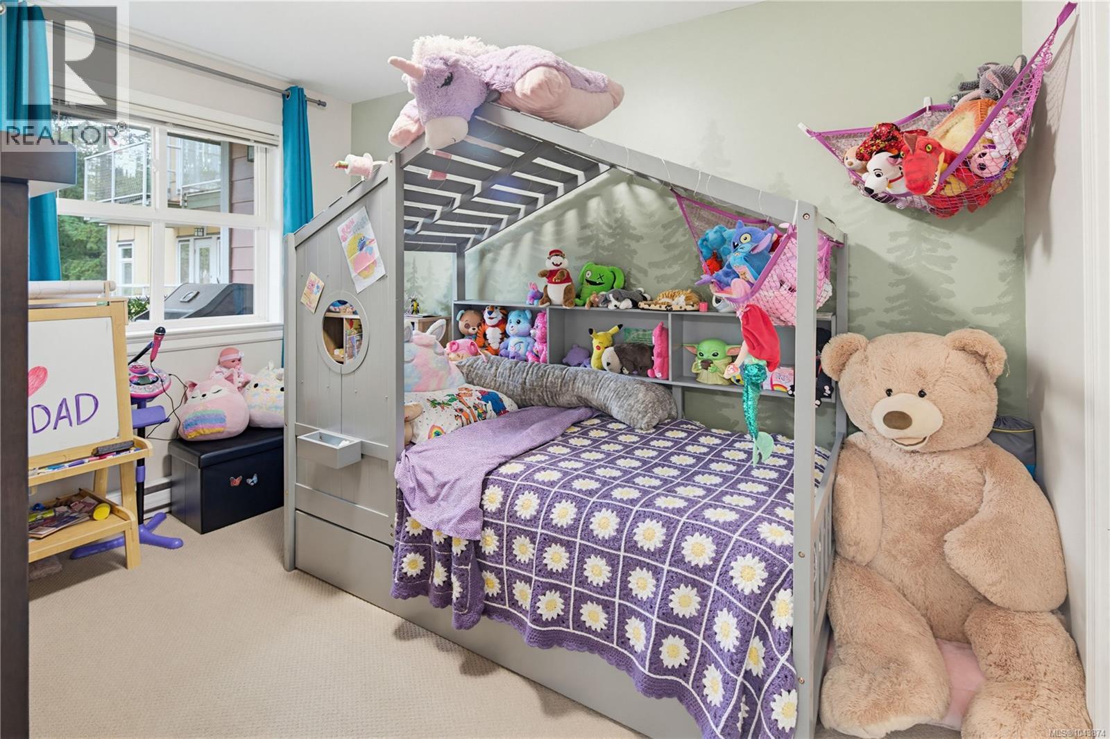 #205 663 Goldstream Ave - 9