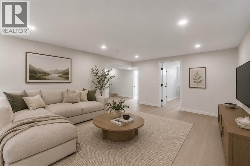 8059 Huntington Street NE - 26