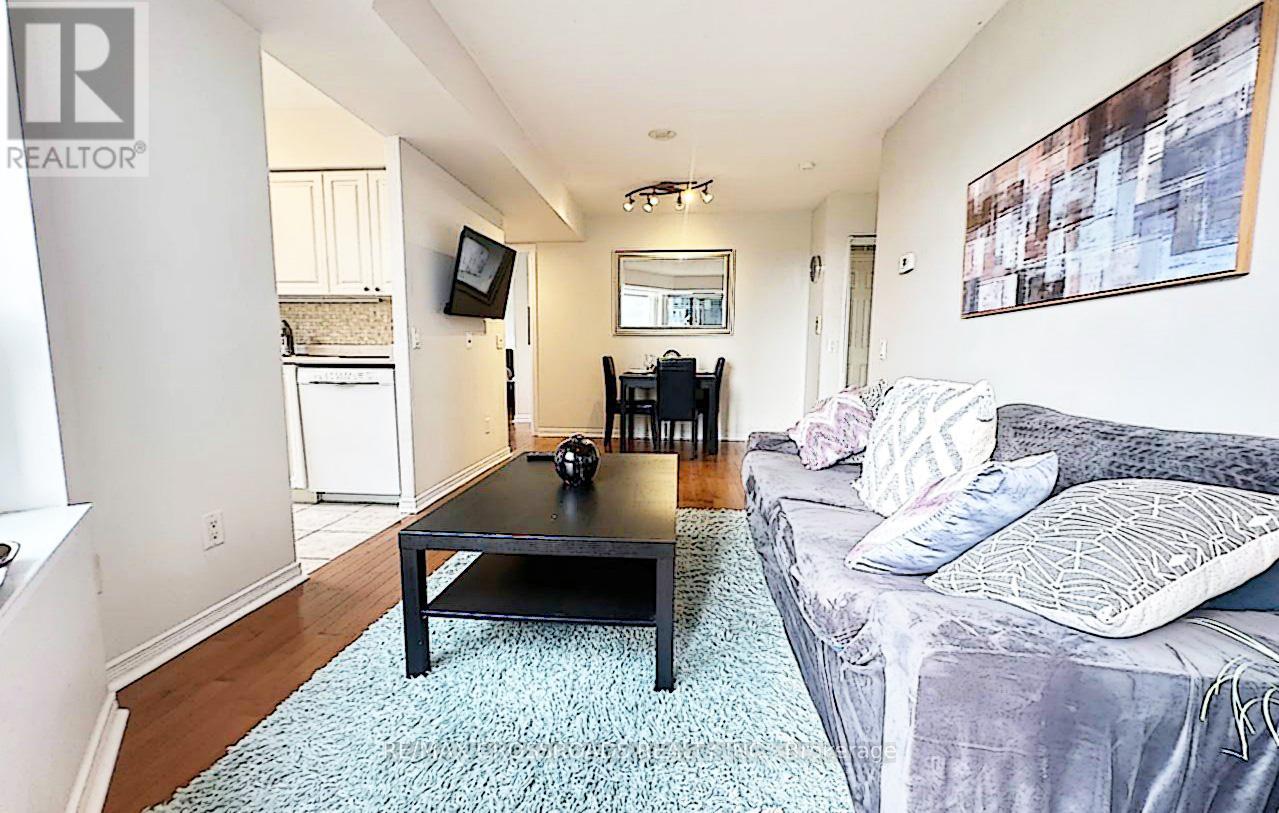 #906 155 BEECROFT ROAD - 13