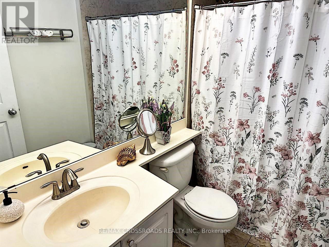 #906 155 BEECROFT ROAD - 24