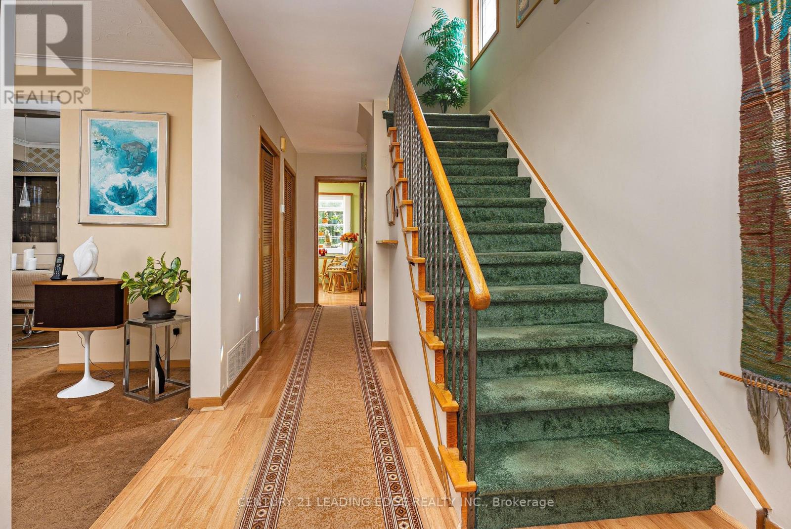 42 KAMLOOPS DRIVE - Image 15