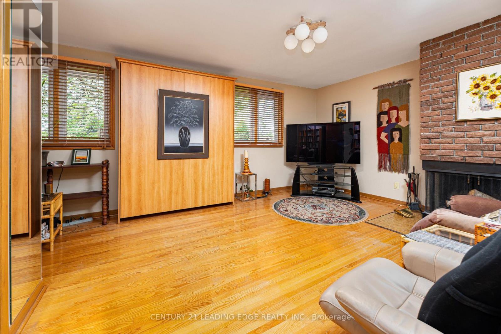 42 KAMLOOPS DRIVE - Image 18