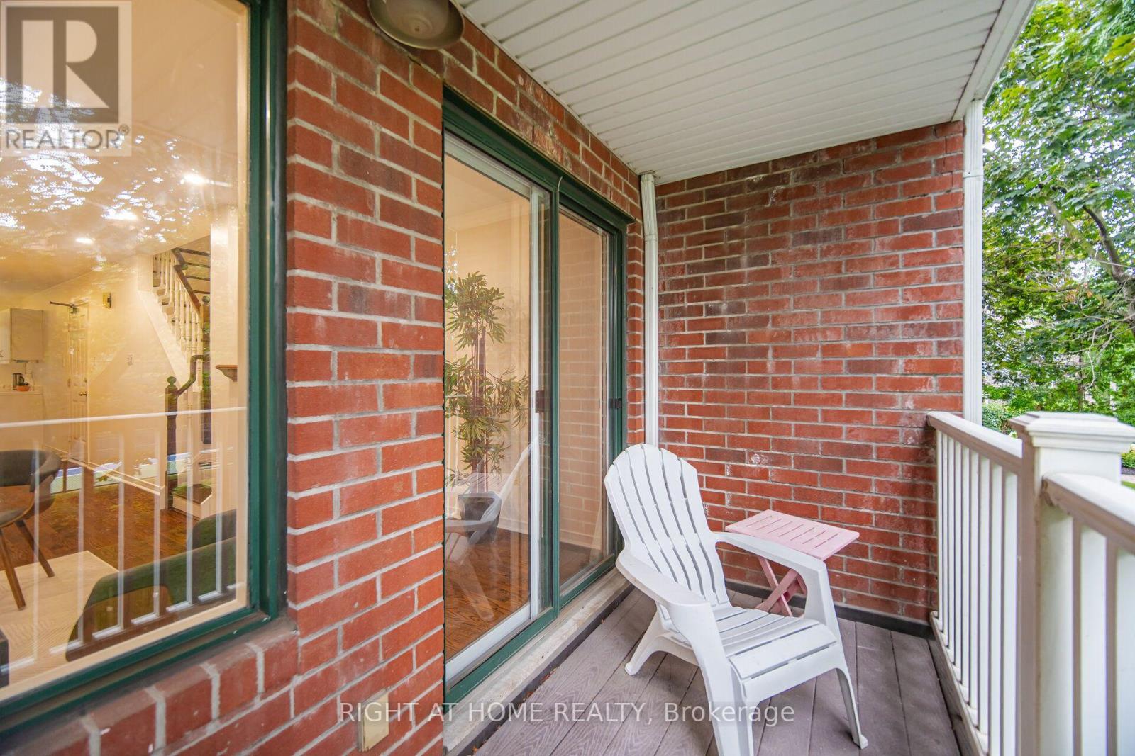 #TH 8A 801 KING STREET W - Image 12