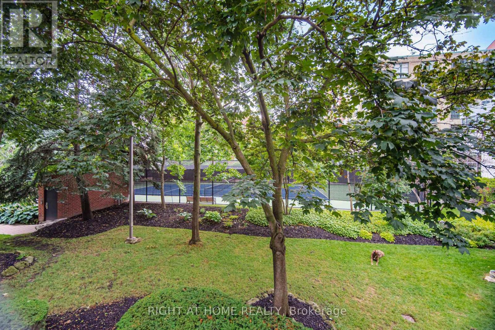 #TH 8A 801 KING STREET W - Image 13