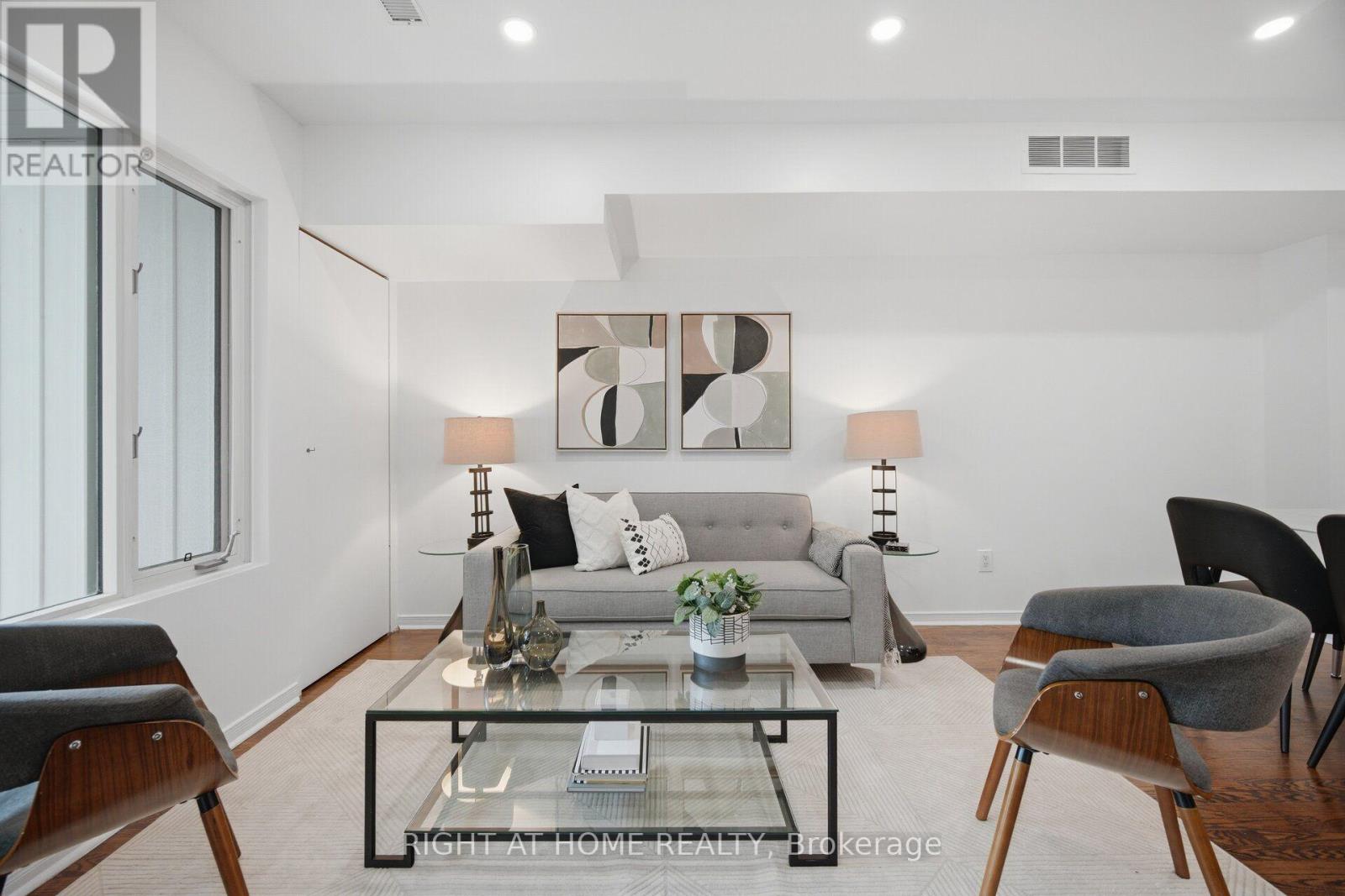 #TH 8A 801 KING STREET W - Image 14