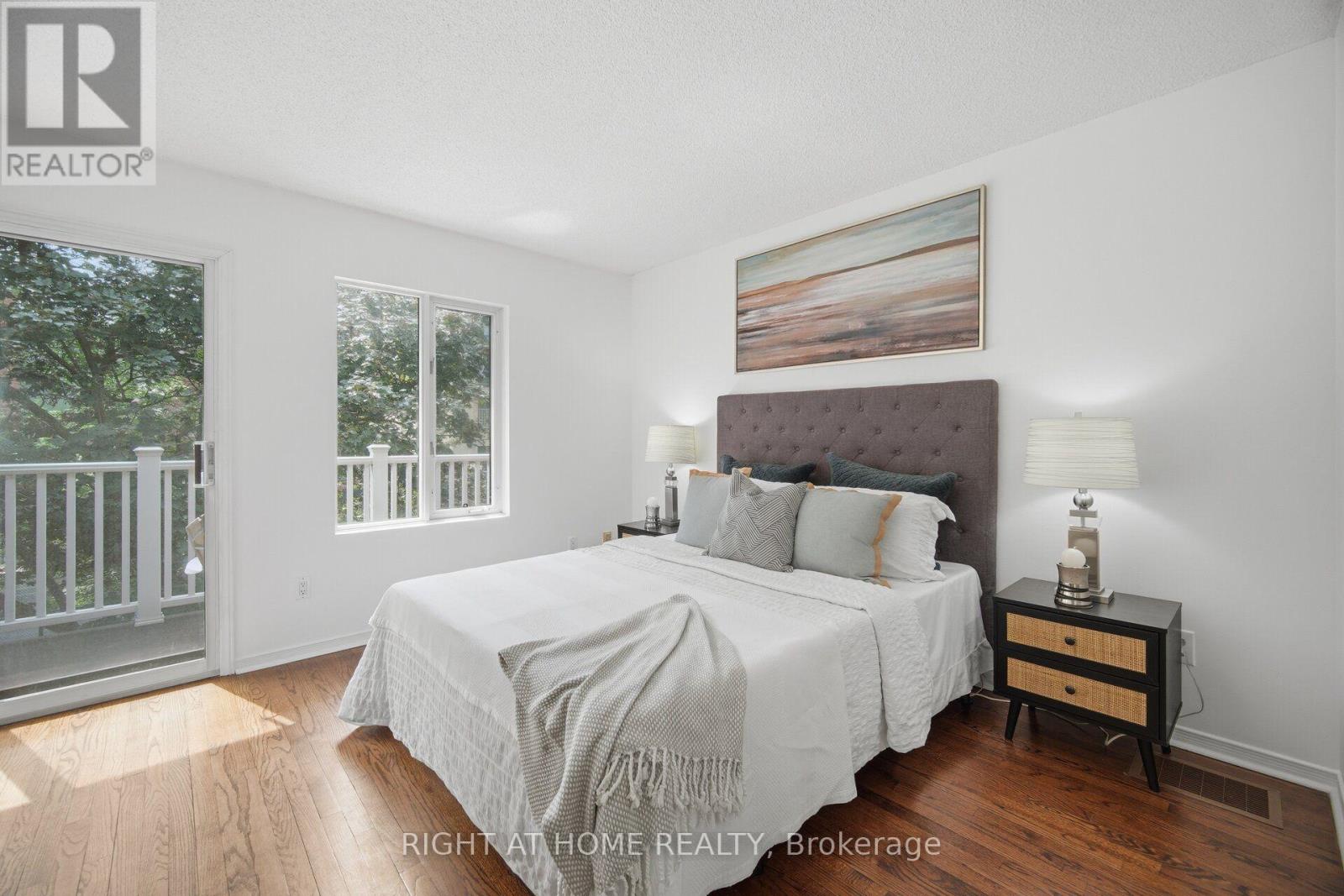 #TH 8A 801 KING STREET W - Image 17