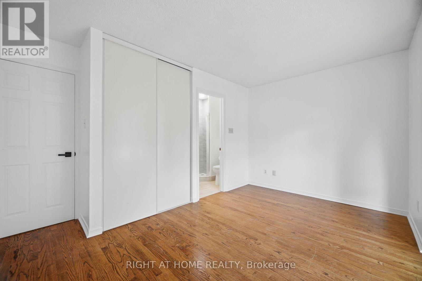 #TH 8A 801 KING STREET W - Image 23