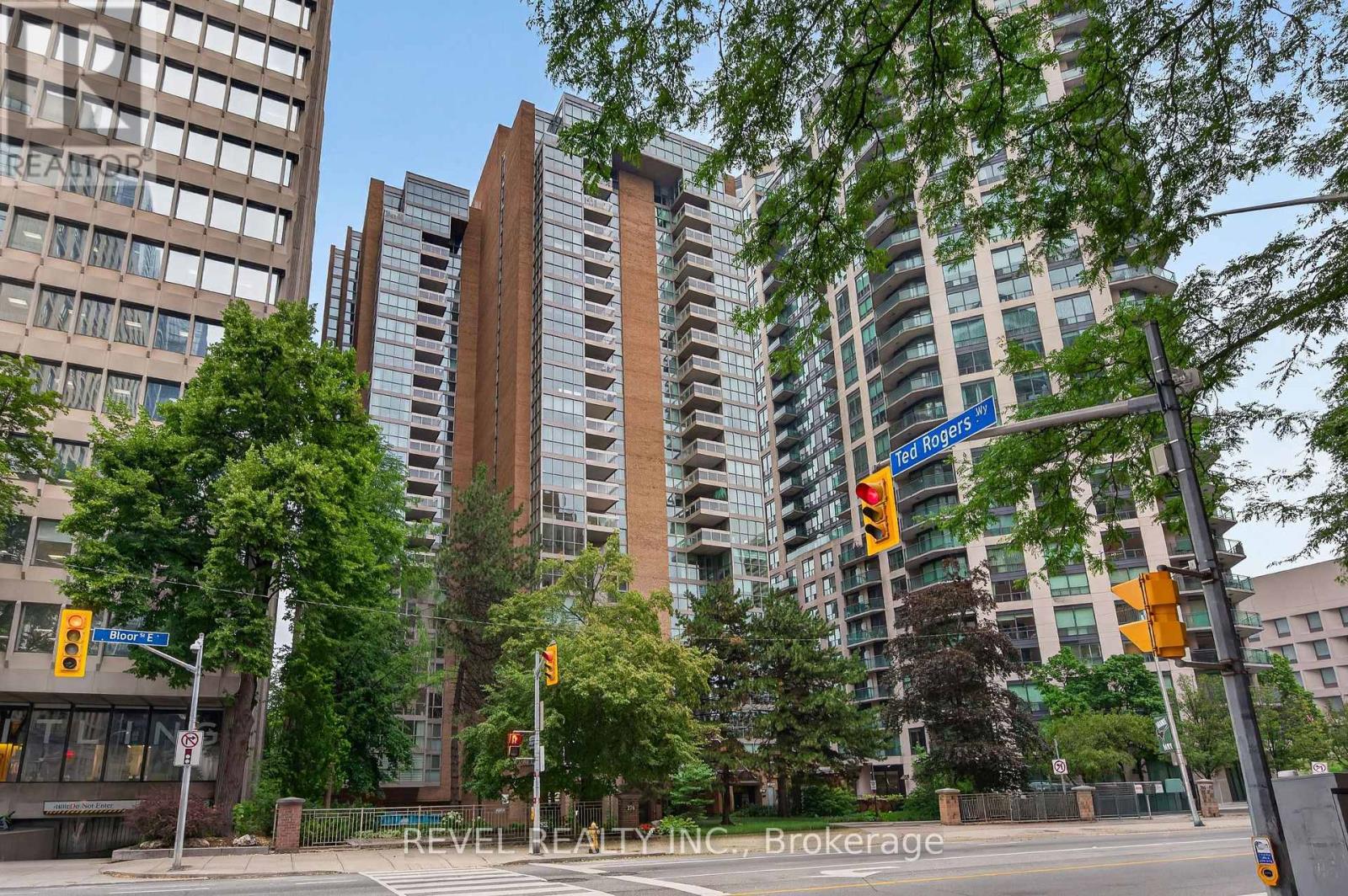 #2301 278 BLOOR STREET E - 1