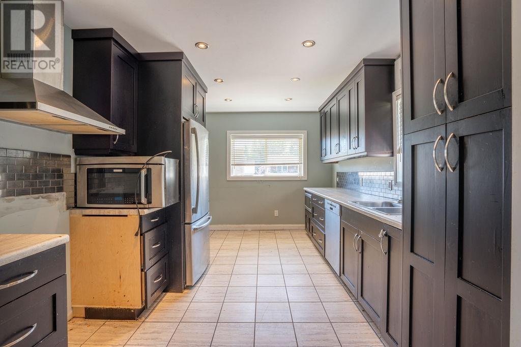 67 Hugill ST - 12