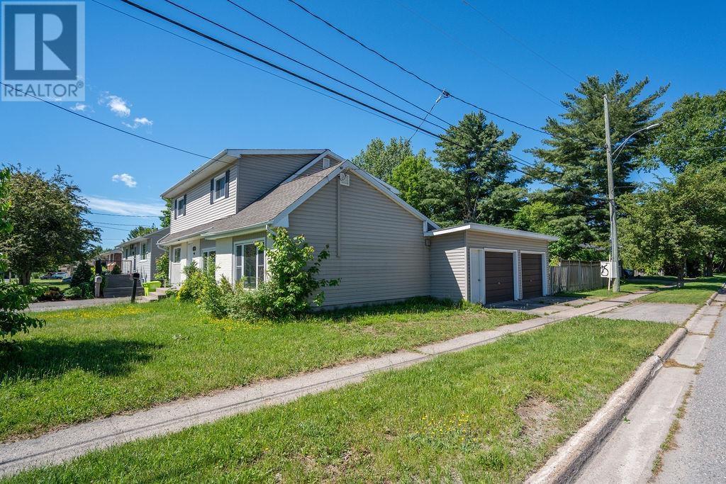 67 Hugill ST - 3