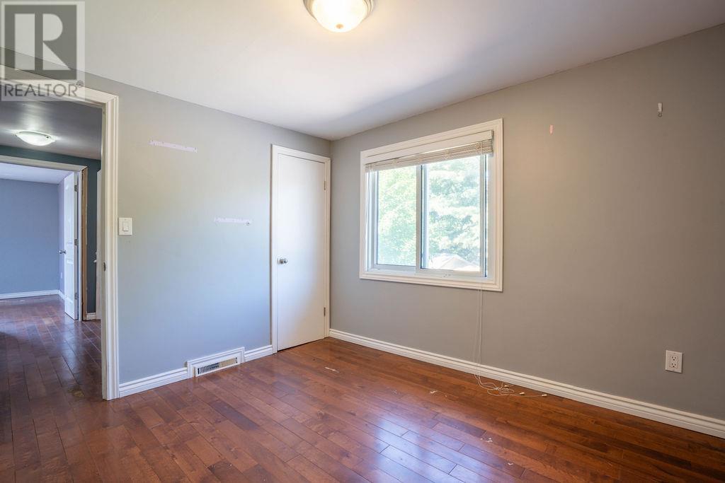 67 Hugill ST - 32