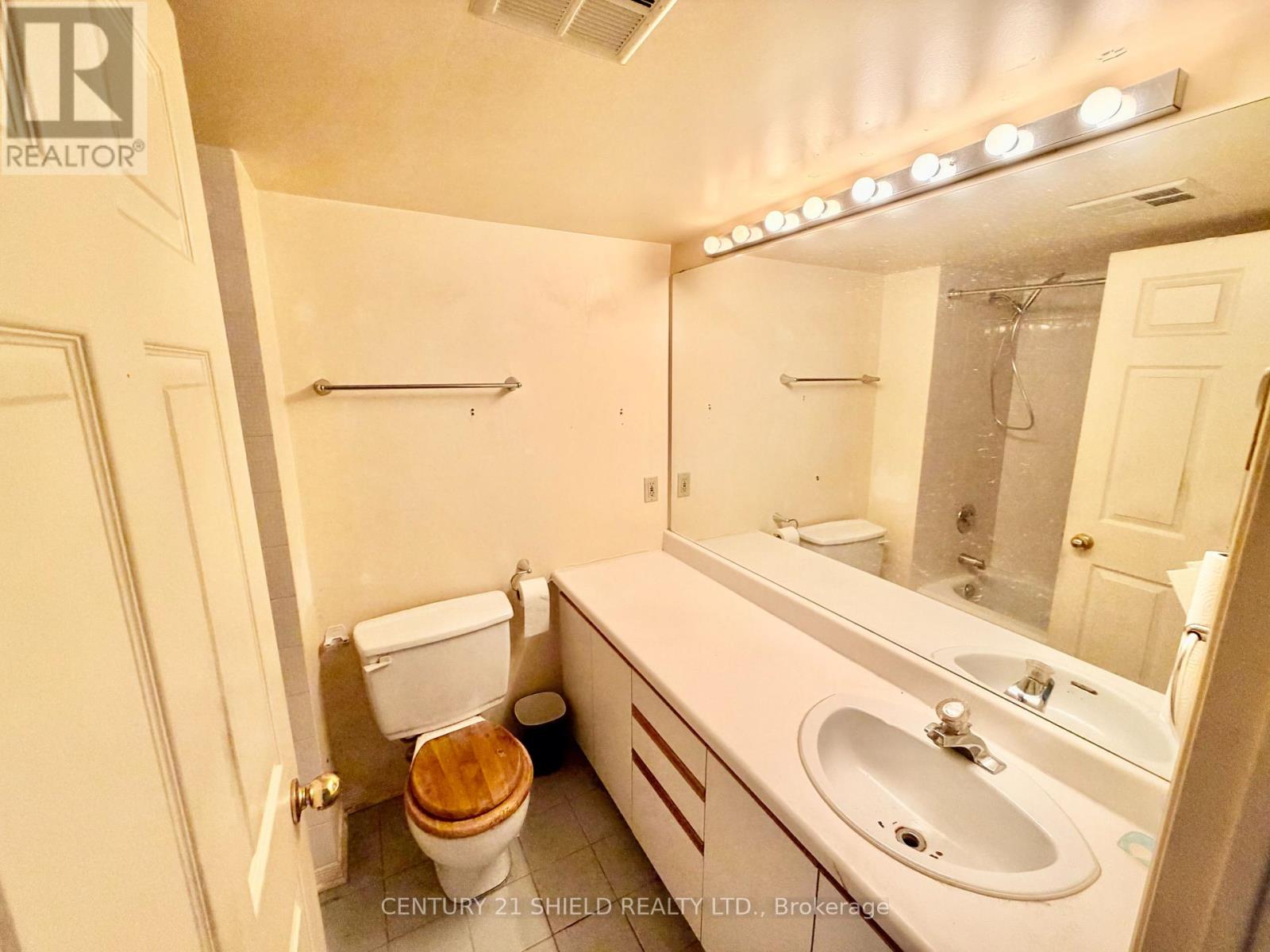 #405 121 WATER STREET W - 15