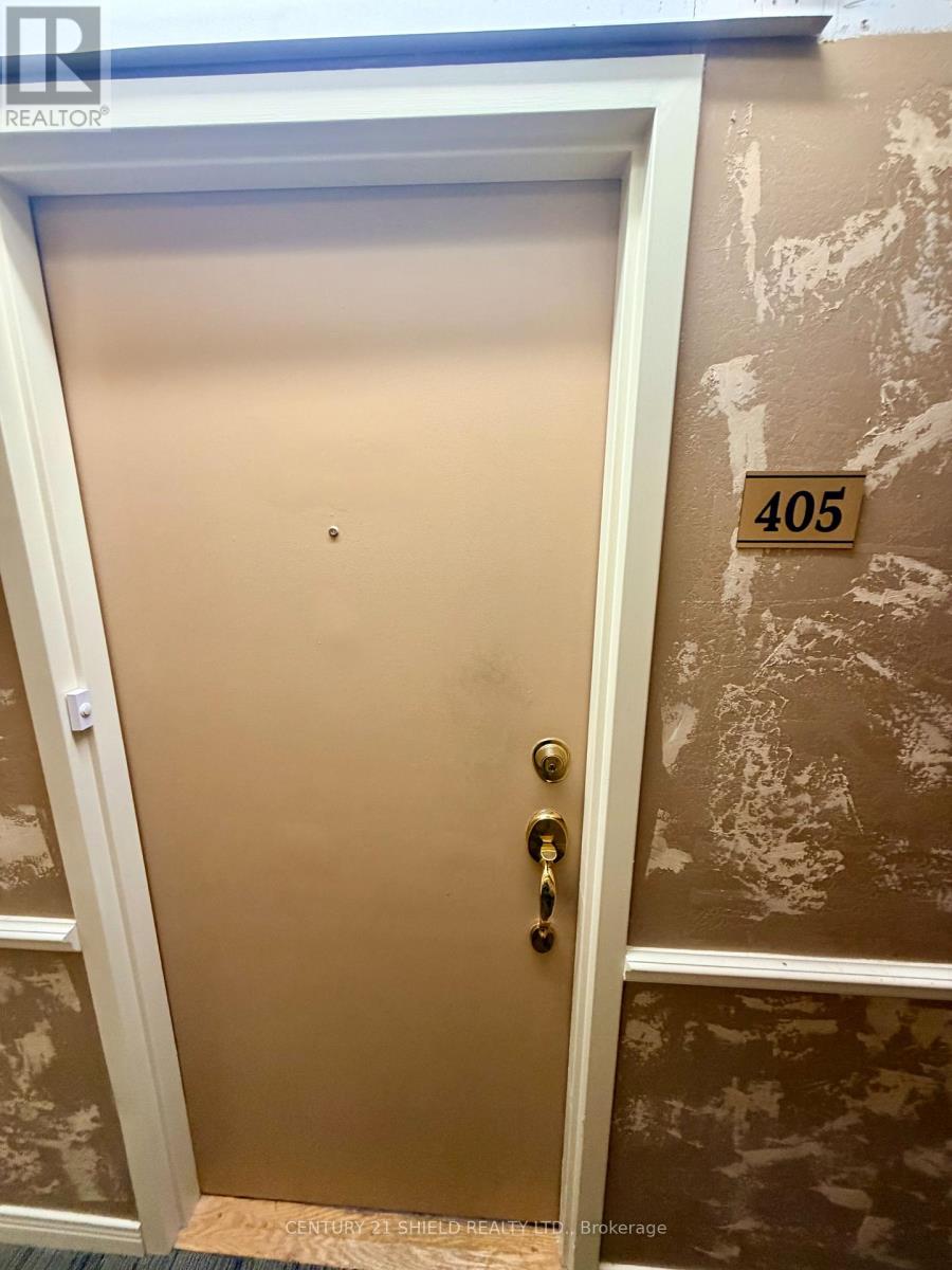 #405 121 WATER STREET W - 3