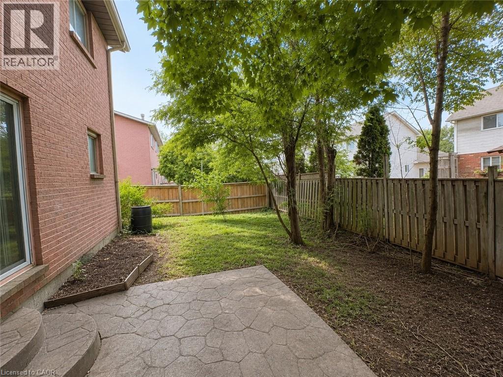 10 JEANETTE Avenue - 18