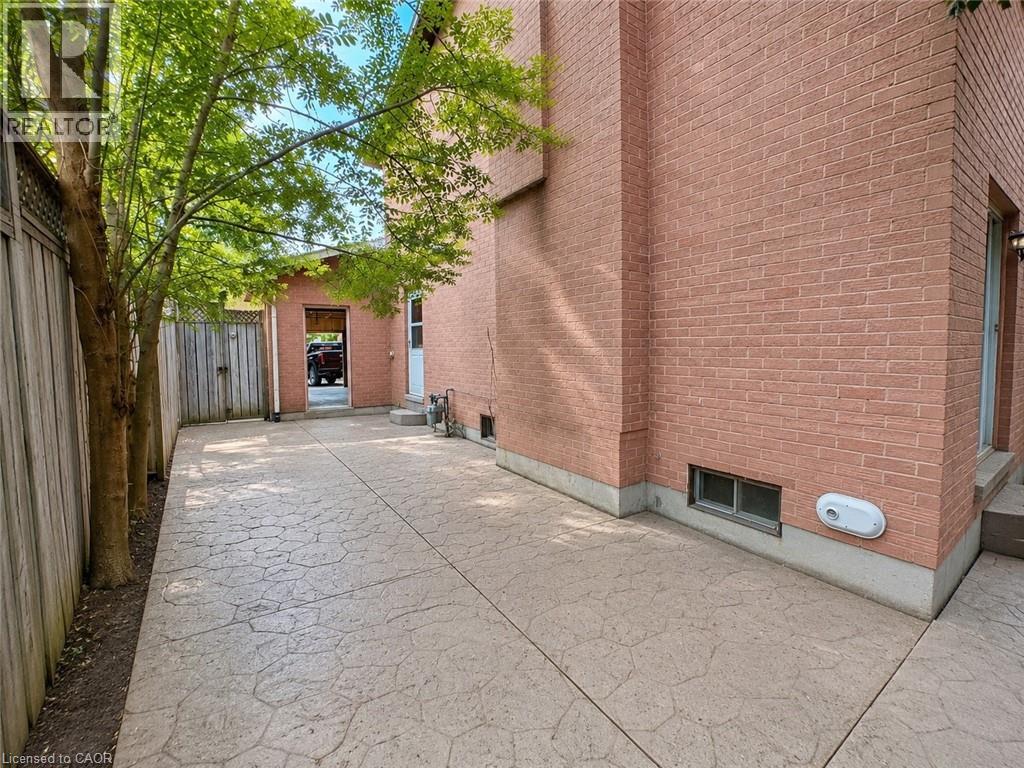 10 JEANETTE Avenue - 20