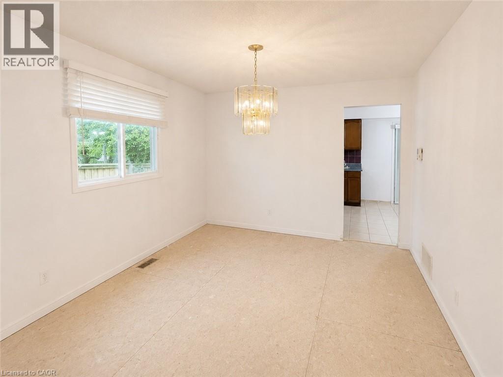 10 JEANETTE Avenue - 7
