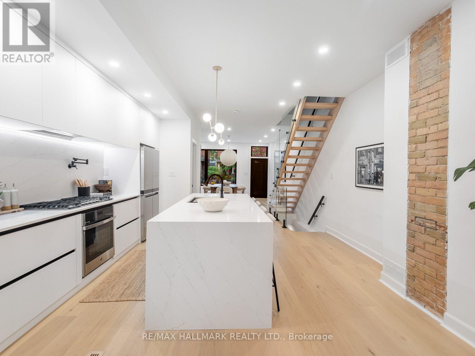 149 VICTOR AVENUE - Image 10