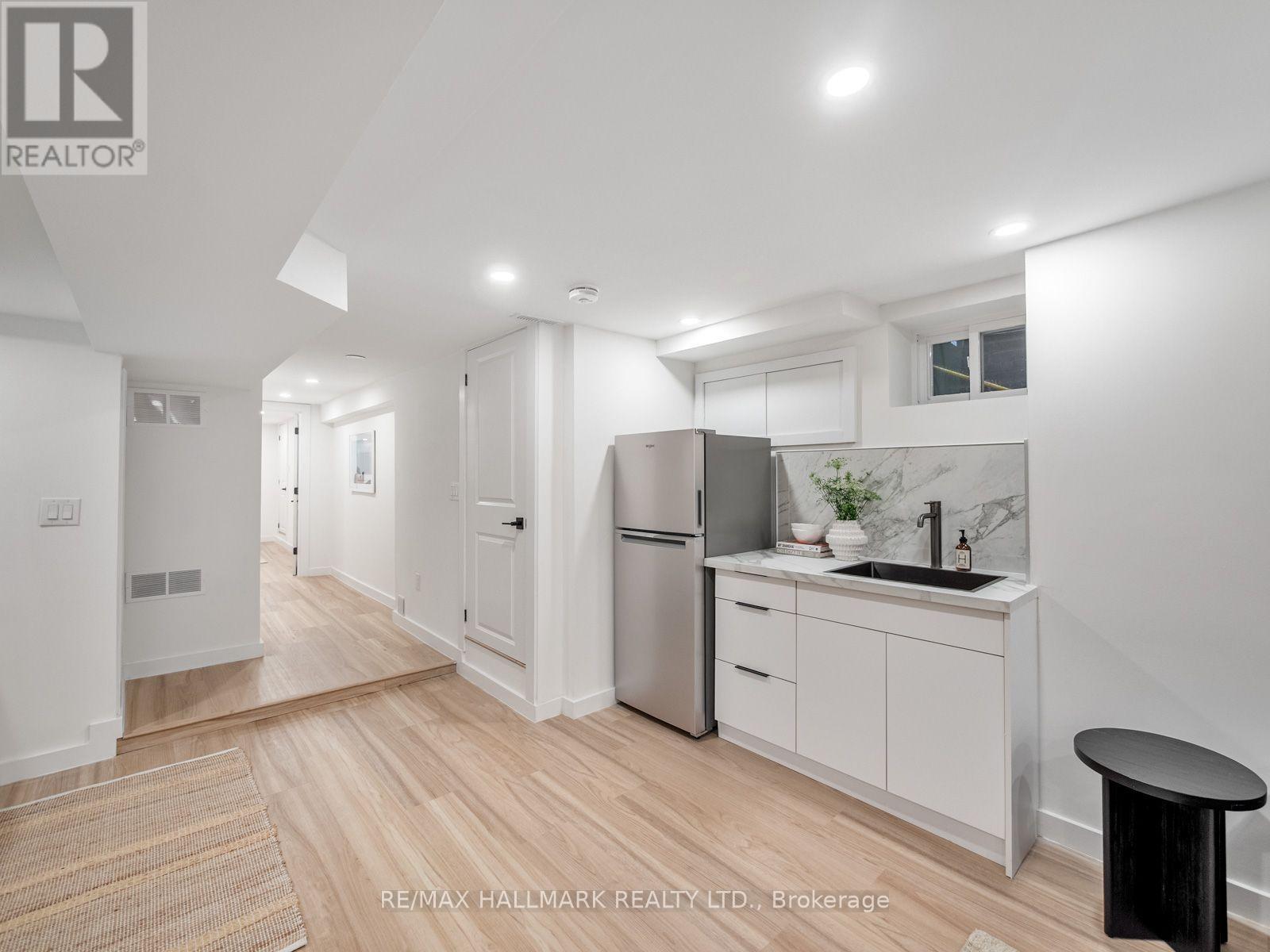 149 VICTOR AVENUE - Image 35