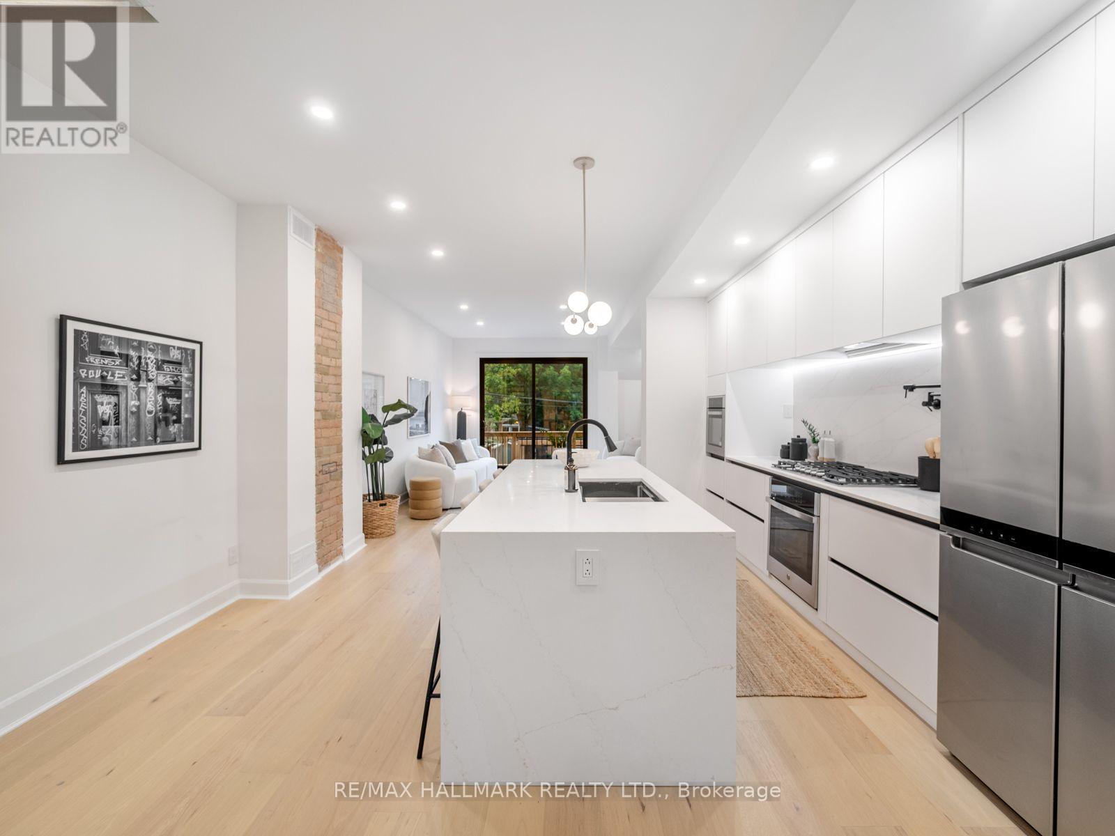 149 VICTOR AVENUE - 50