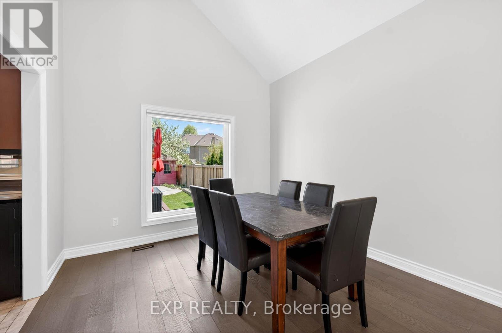 2345 SOUTHCOTT ROAD - 12