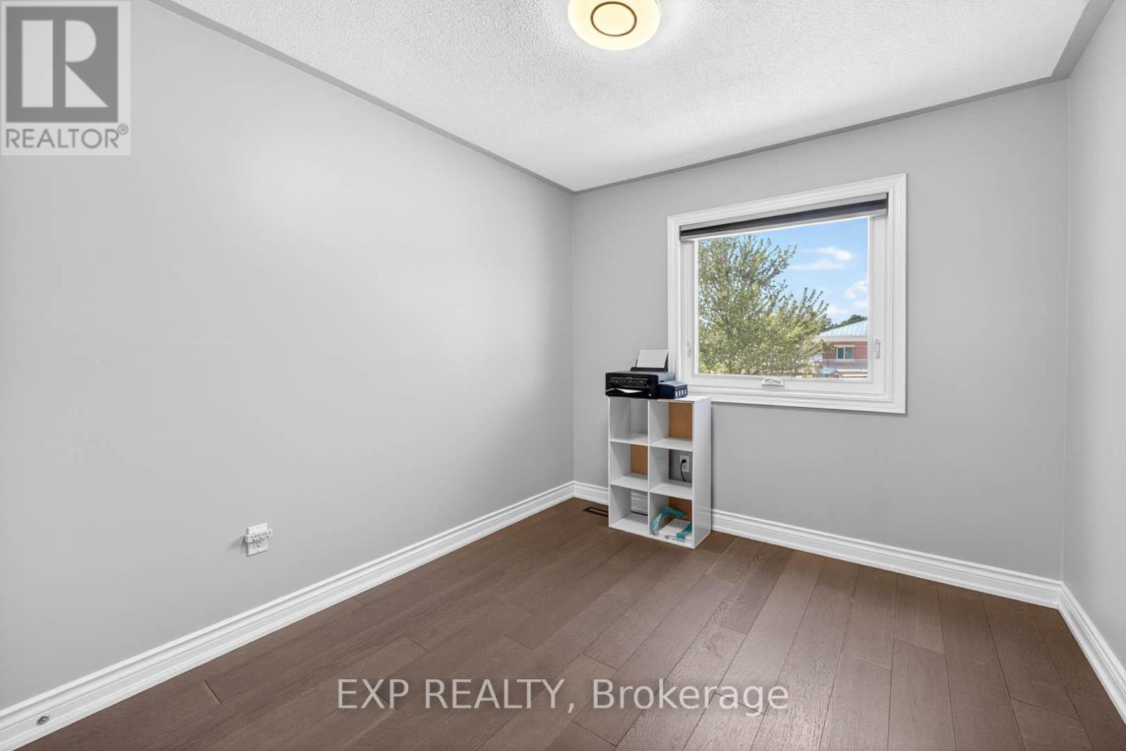 2345 SOUTHCOTT ROAD - 30