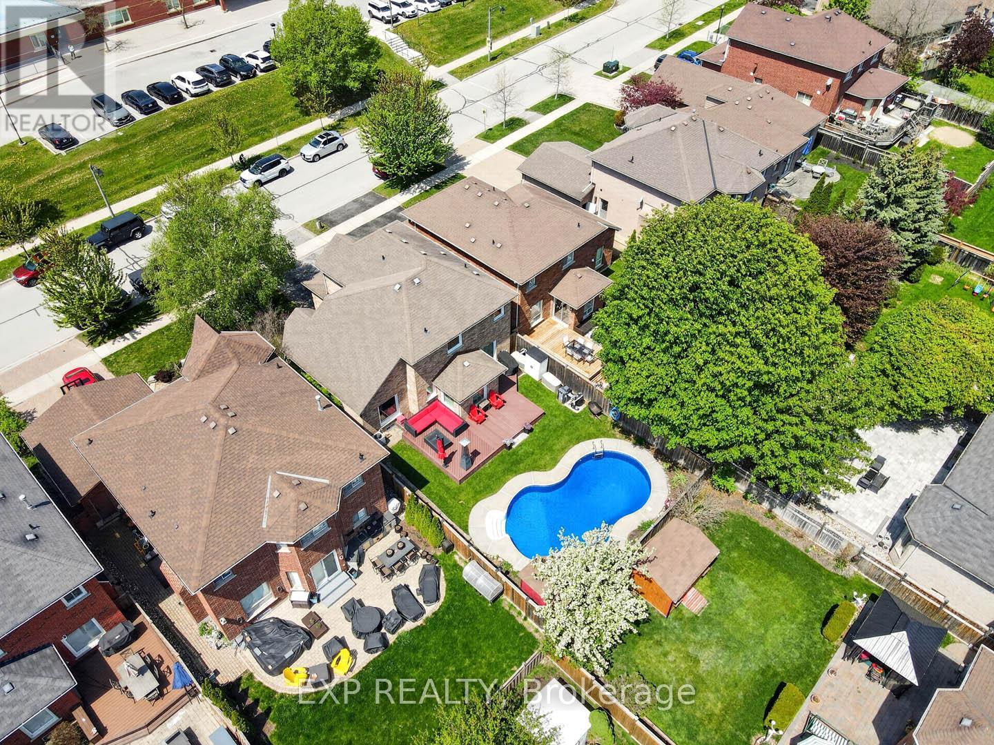 2345 SOUTHCOTT ROAD - 6