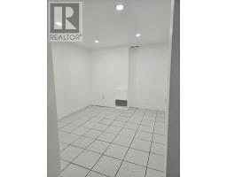 137b Chatham Avenue, Toronto, ON M4J1K8 Photo 13