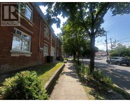 137b Chatham Avenue, Toronto, ON M4J1K8 Photo 17