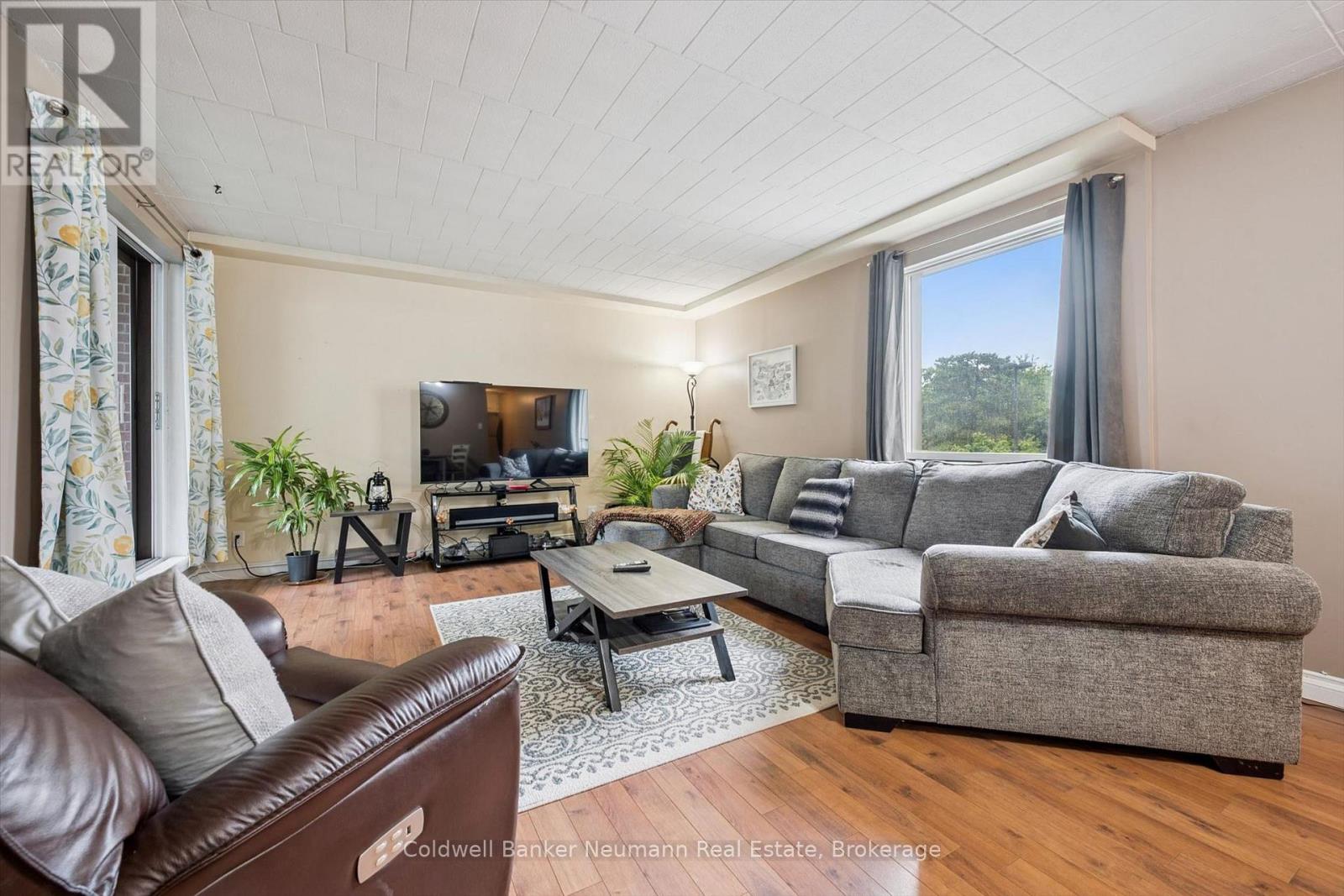#411 7 AJAX STREET - 15