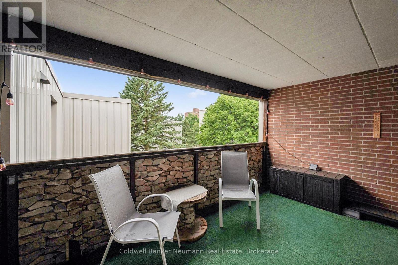 #411 7 AJAX STREET - 33