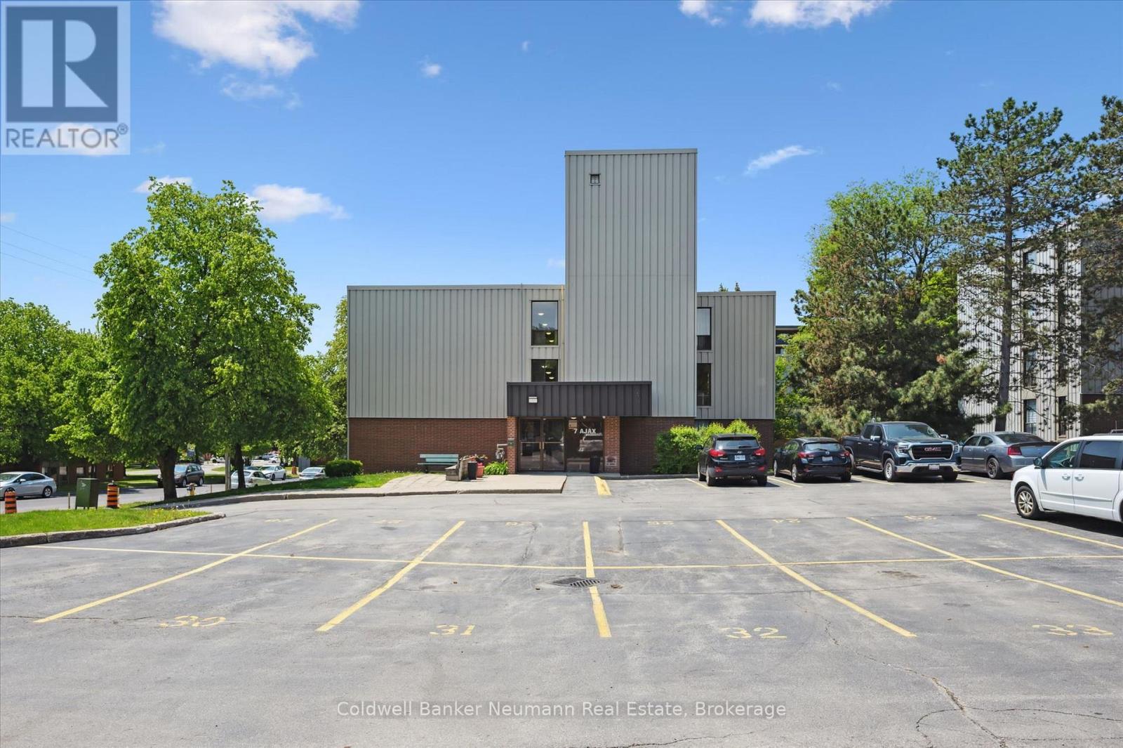 #411 7 AJAX STREET - 4