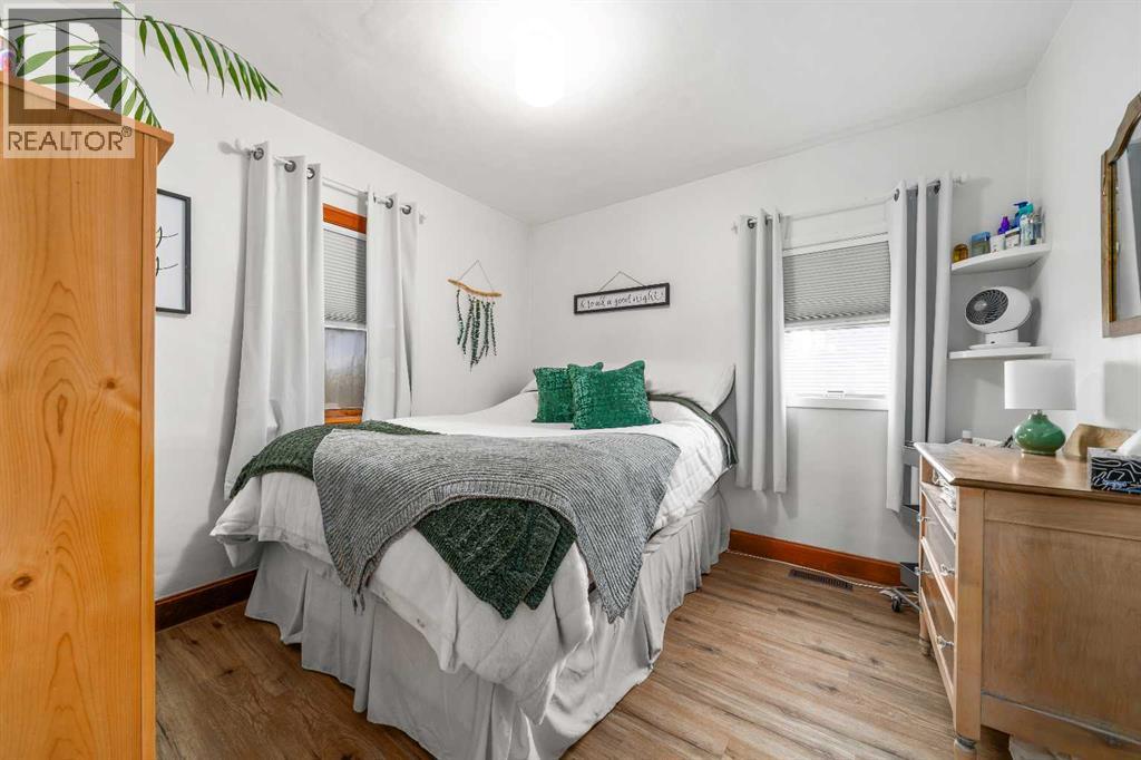801B 2 Street SE - 22