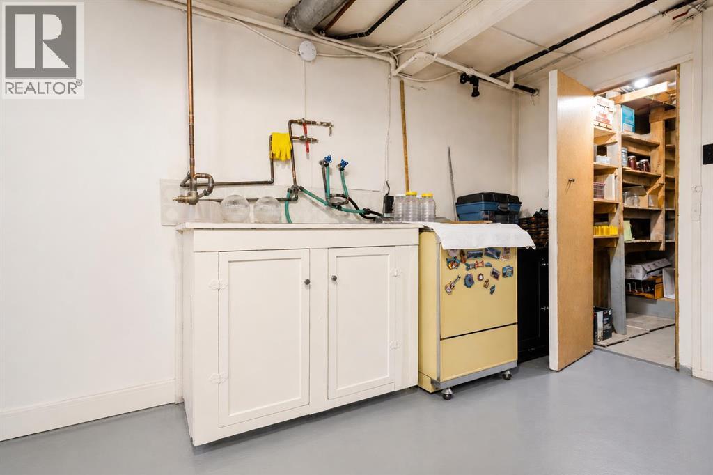 801B 2 Street SE - 30