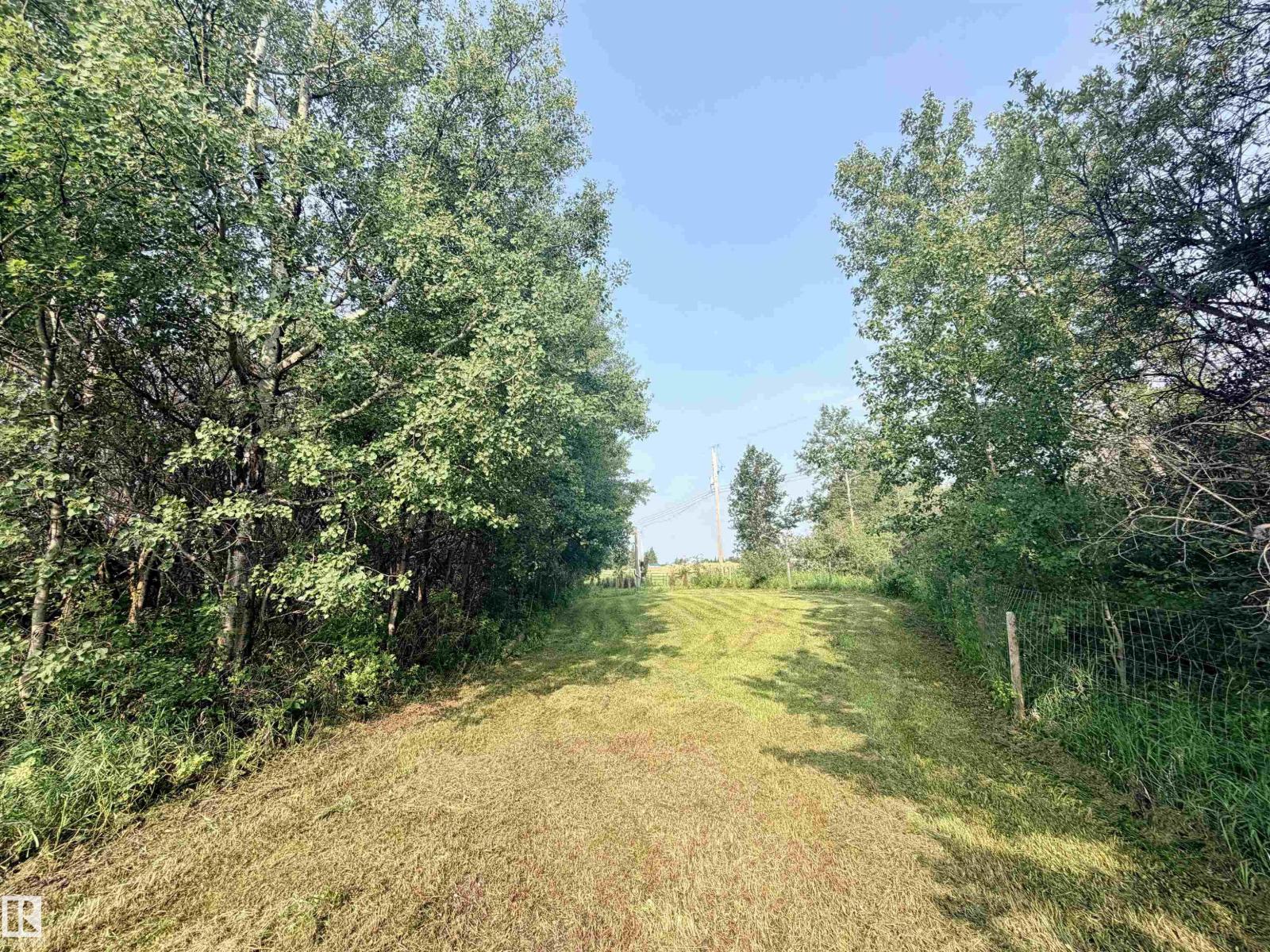320 & 321 57201 Rng Rd 102 - Photo 5
