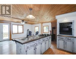 Kitchen - 10790 &10792 Pier Road, Kingsport, NS B0P1H0 Photo 12
