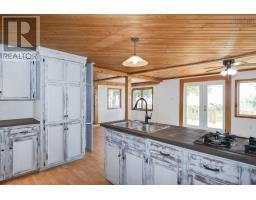4pc Bathroom - 10790 &10792 Pier Road, Kingsport, NS B0P1H0 Photo 13