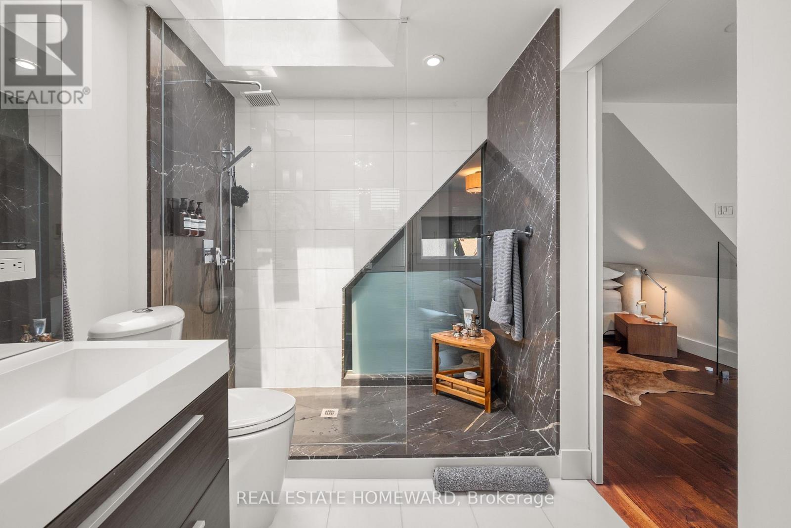 157 RANLEIGH AVENUE - Image 32