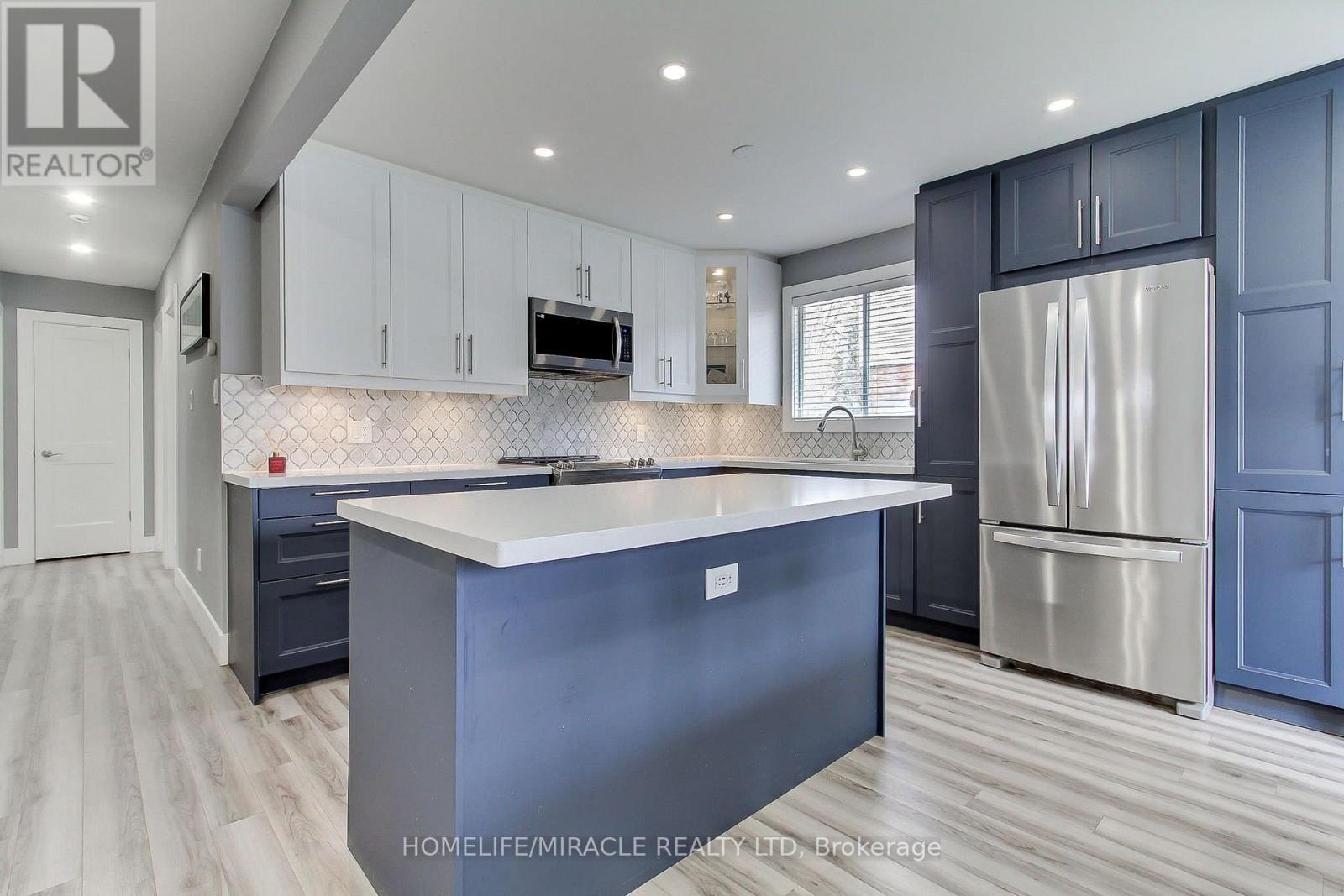 30 NORTHGATE DRIVE - 12