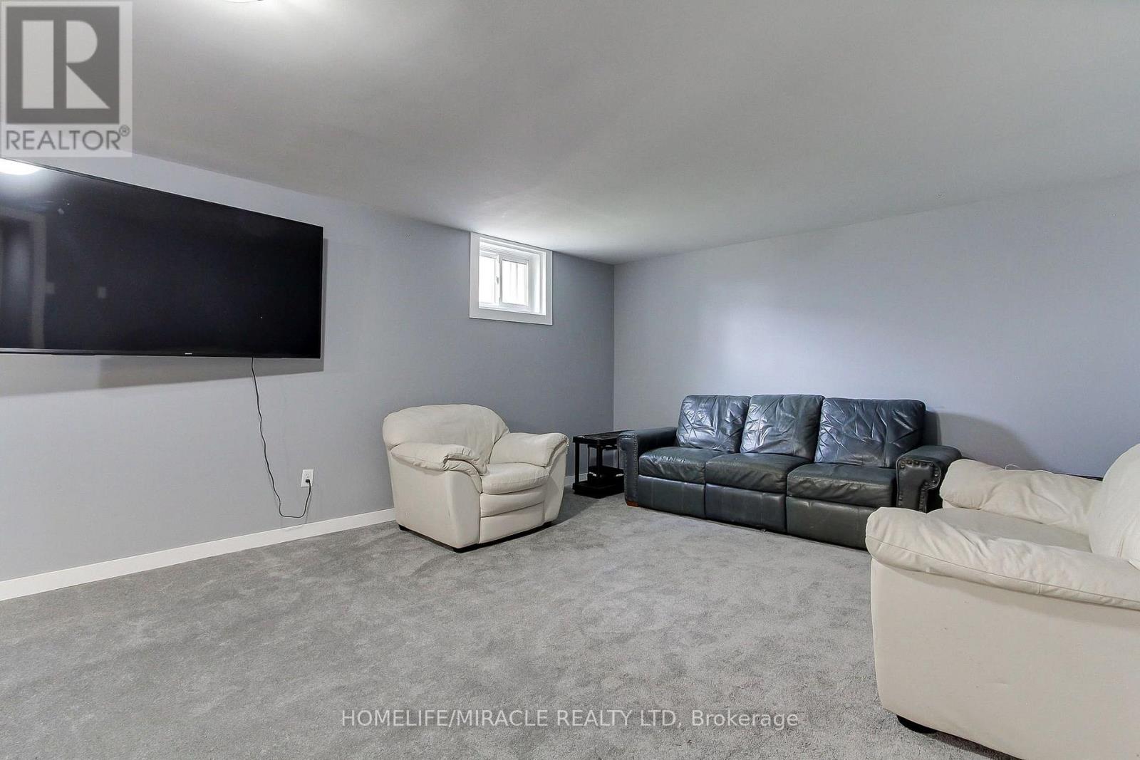 30 NORTHGATE DRIVE - 31