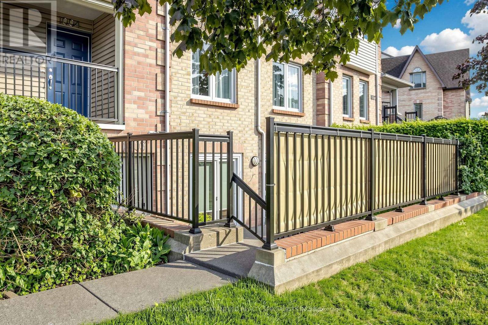 #1003 75 WELDRICK DRIVE E - 22